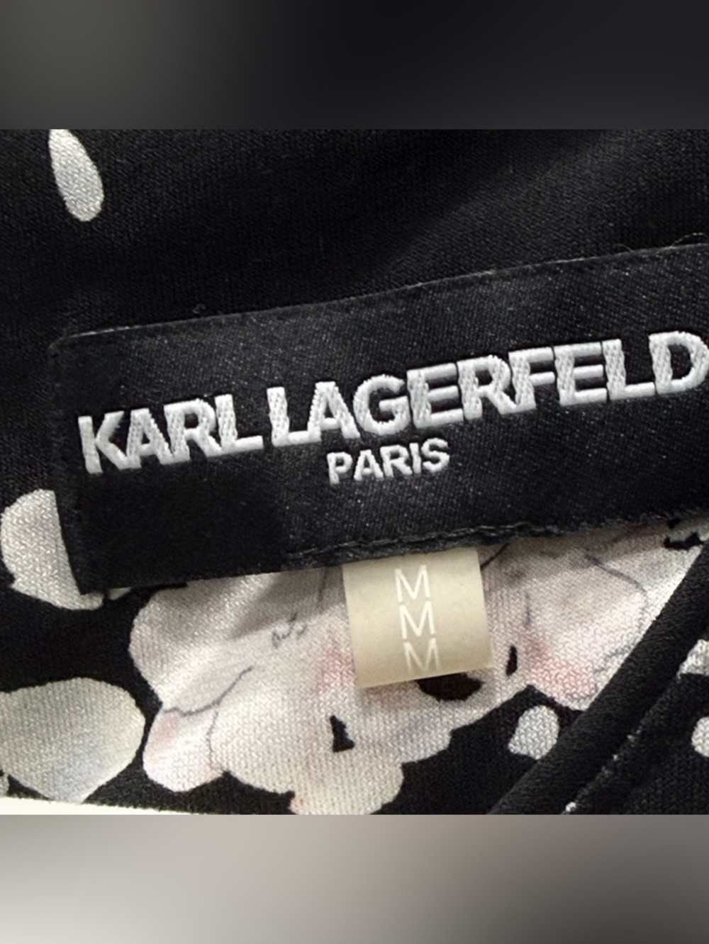 Karl Lagerfeld Women’s Size Medium Black & Pink Bell Sleeve Floral Blouse EUC - Picture 2 of 4